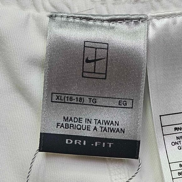 NWT Women’s White Nike Dri-Fit Skorts Size XL - Picture 6 of 16
